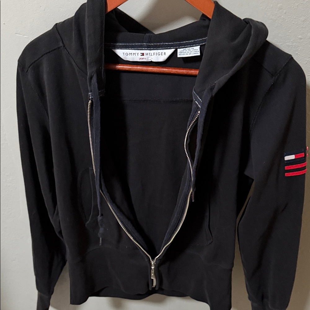 Vintage 2002 Tommy Hilfiger Black Hoodie with Red Detail SZ MD thick waistband - Picture 9 of 10